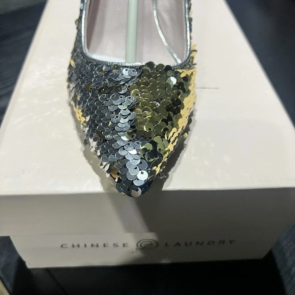 Chinese Laundry Ruthy Sequin Silver Multi Heels Women's Size 8.5 NEW‎